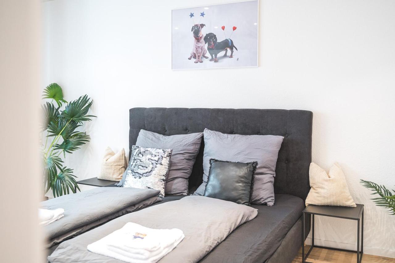 Das Crazy Monkey Loft Mit 100Qm & Summerlounge Apartment Stuttgart Ngoại thất bức ảnh