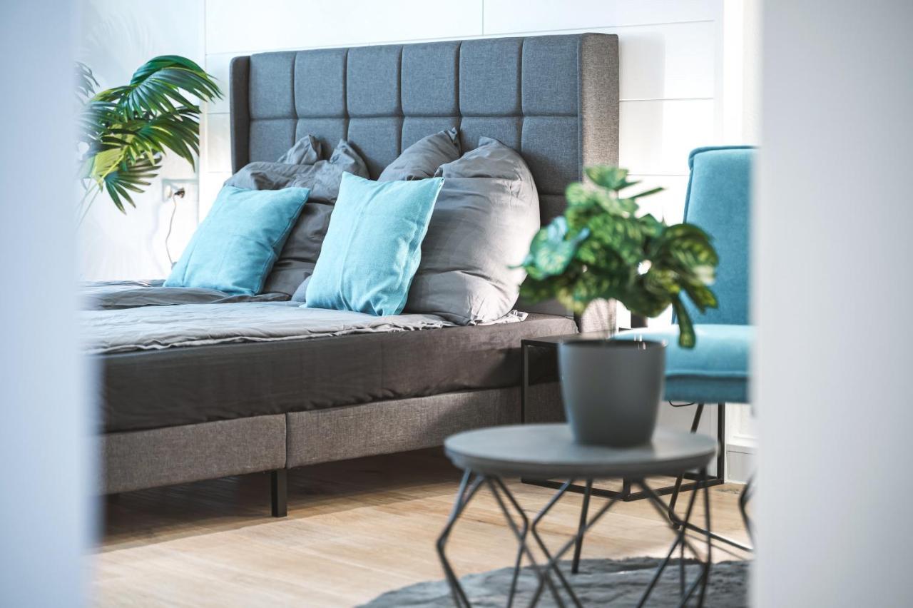 Das Crazy Monkey Loft Mit 100Qm & Summerlounge Apartment Stuttgart Ngoại thất bức ảnh
