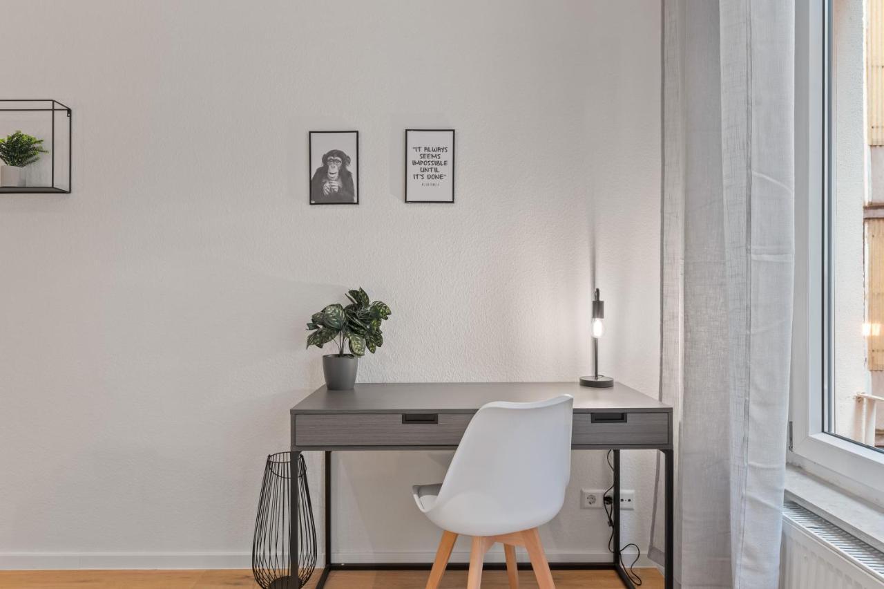 Das Crazy Monkey Loft Mit 100Qm & Summerlounge Apartment Stuttgart Ngoại thất bức ảnh