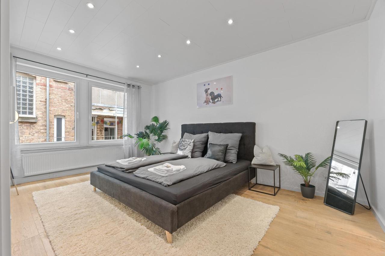 Das Crazy Monkey Loft Mit 100Qm & Summerlounge Apartment Stuttgart Ngoại thất bức ảnh